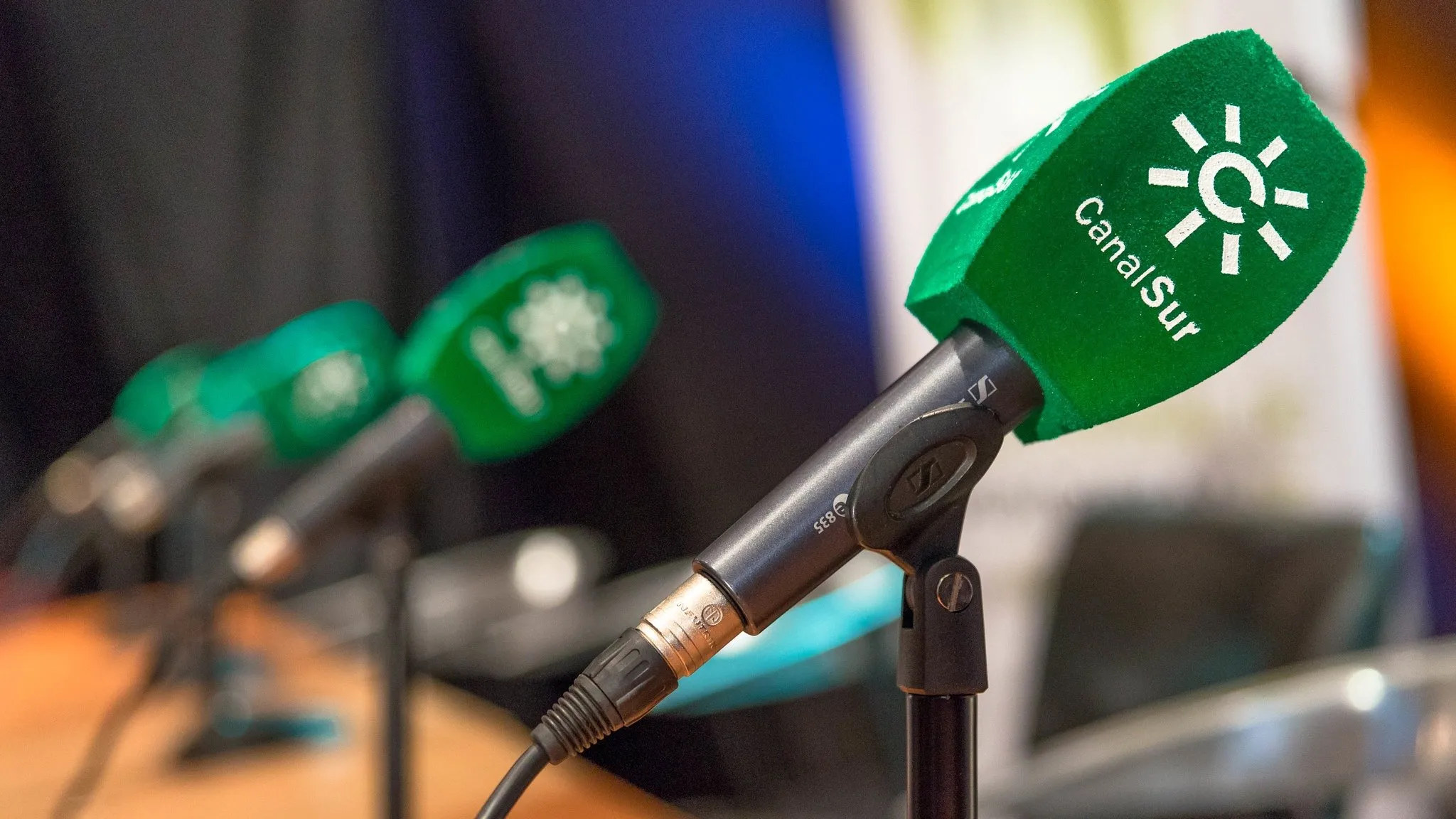 canal sur radio habla de Reservar Zona Común